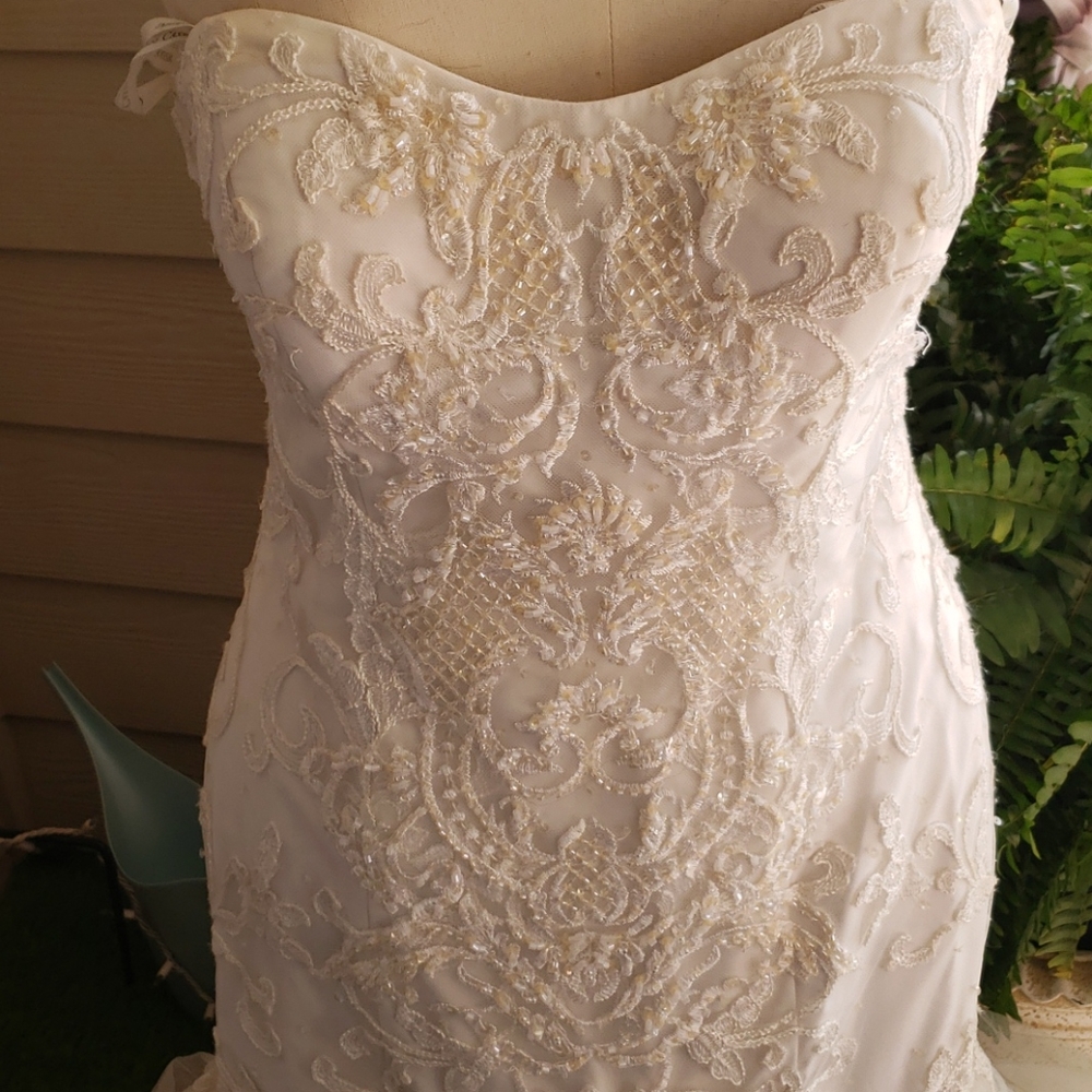 Tule Mermaid Oleg Cassini Wedding Dress in Ivory